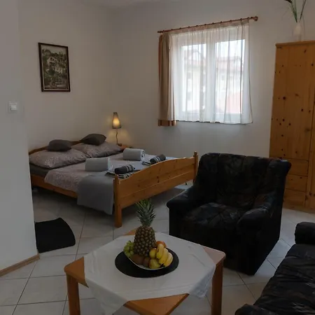 City Apartman Siofok *